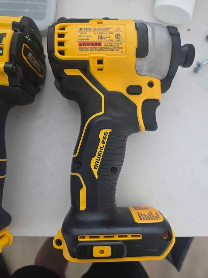 DeWalt ATOMIC 20V MAX Brushless 1/4" Impact Driver (DCF809) - photo 3
