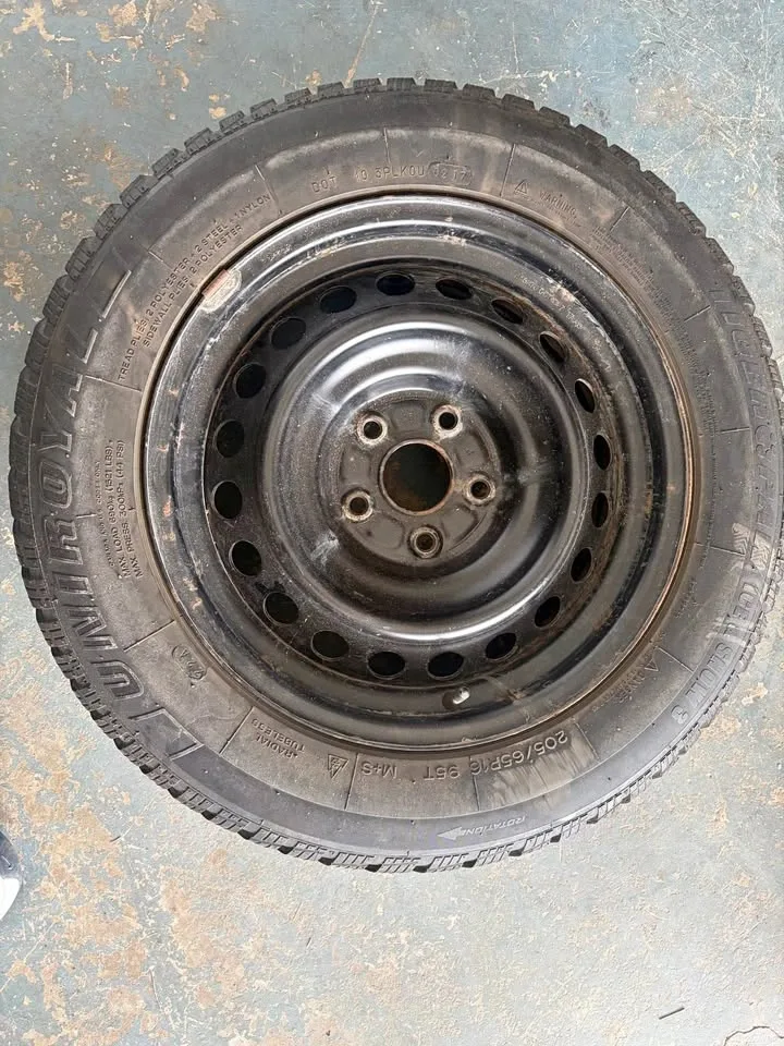 Toyota Camry tires and rims together