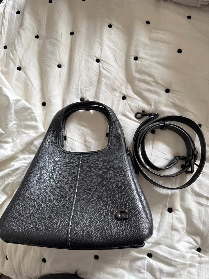 Coach Lana Shoulder Bag 23