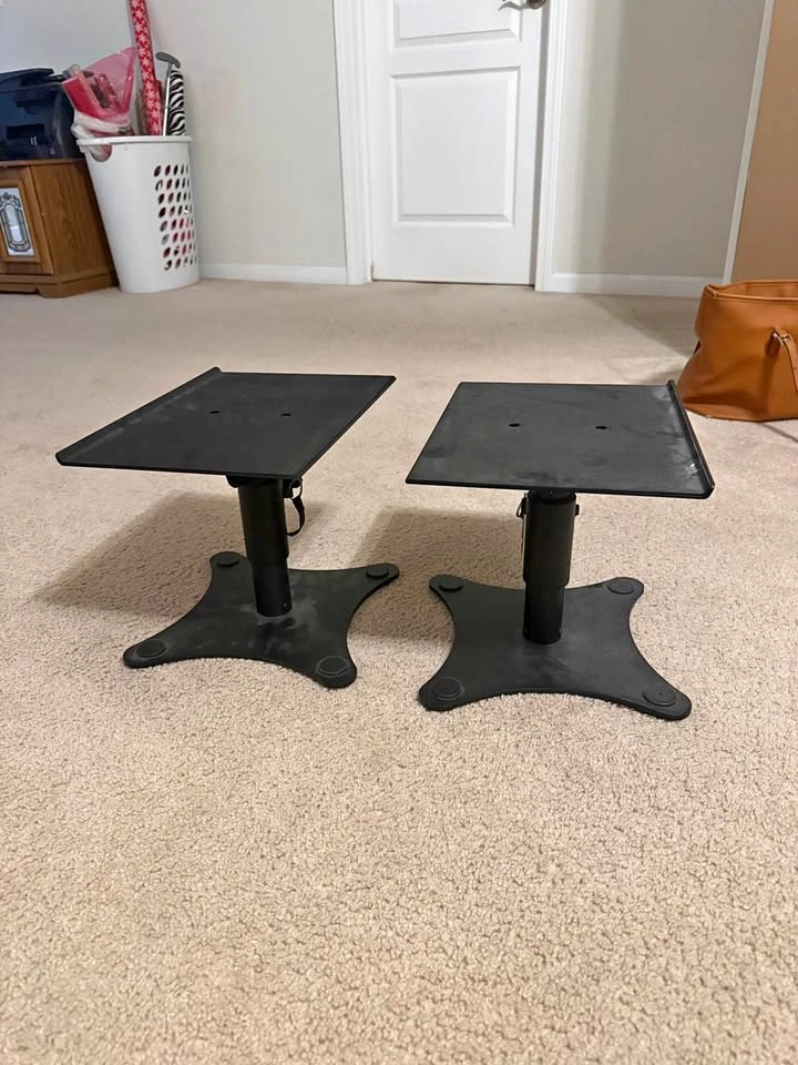 Speaker stands