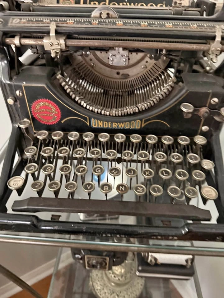 Antique Underwood No. 5 Typewriter
