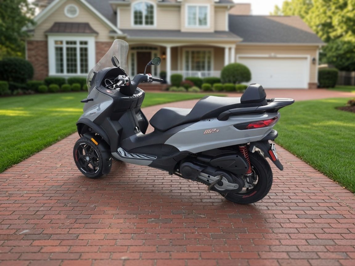 2019 Piaggio MP3 500cc Italian Motorcycle Scooter
