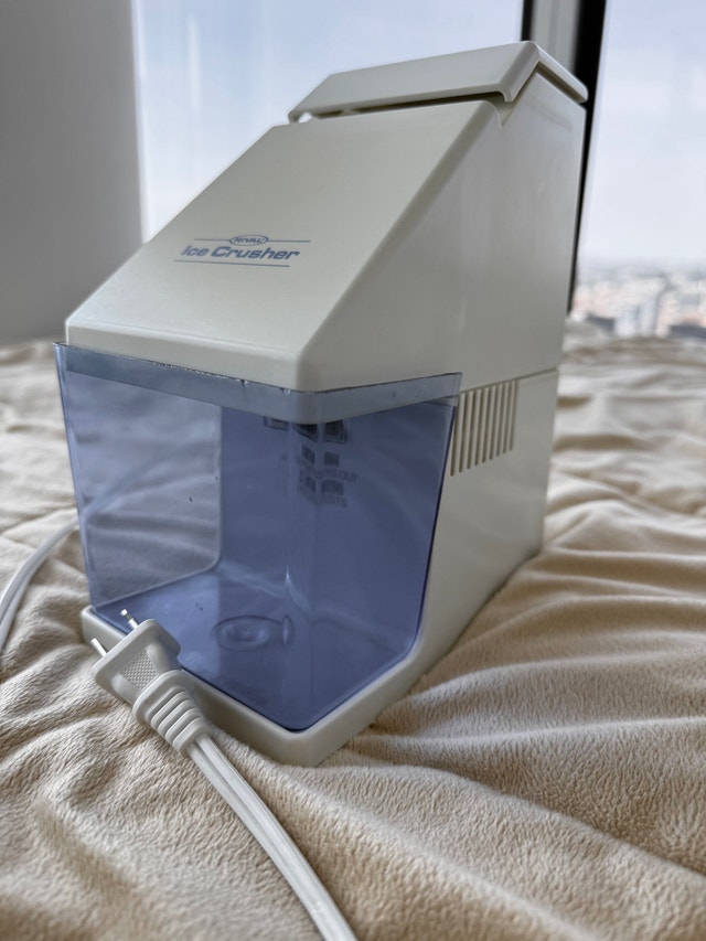 Brand Original Ice Crusher Rival Model 840 White With Tray - photo 3