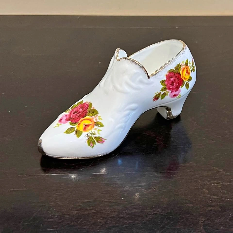 Vintage Cottage Rose Bone China Shoe Figurine Trinket Dish