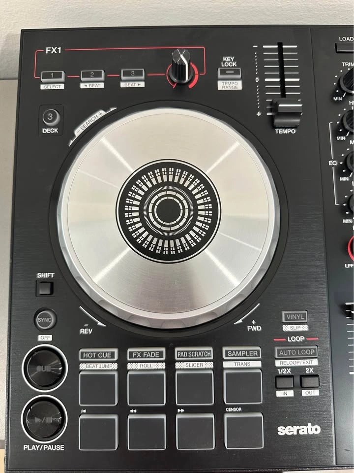 Pioneer DDJ-SB3 Performance DJ Controller - photo 3