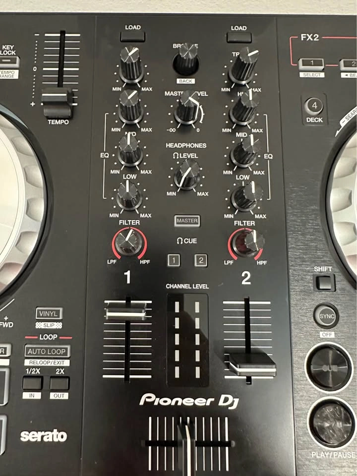 Pioneer DDJ-SB3 Performance DJ Controller - photo 5