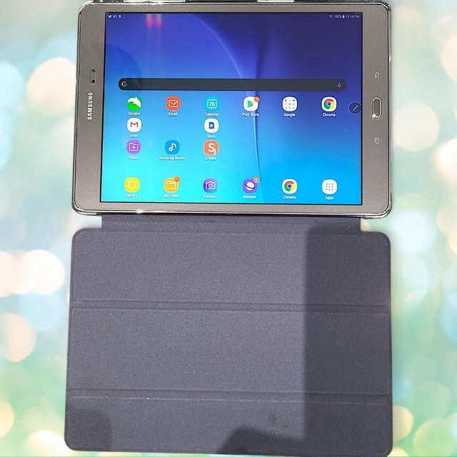 Samsung Galaxy Tab A 9.7" 16GB WiFi SM-P550 + Case & Stylus - photo 3