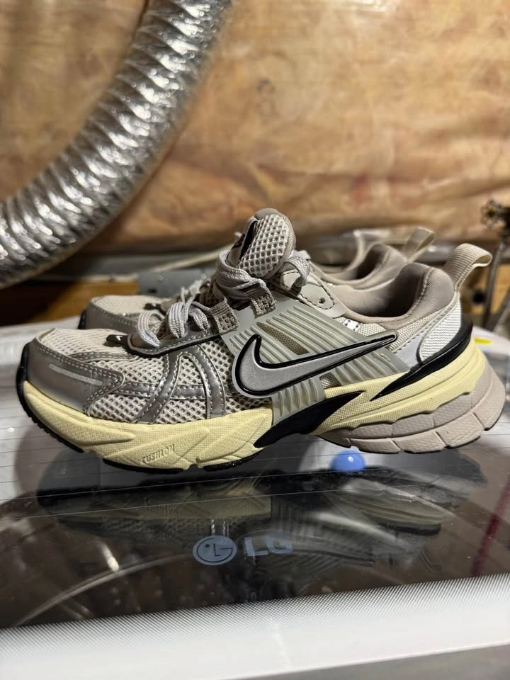 Womens Nike V2K Summit White Metallic Silver - photo 3