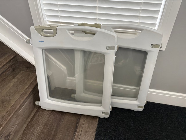 First Years Hardware Mounted Baby Gates