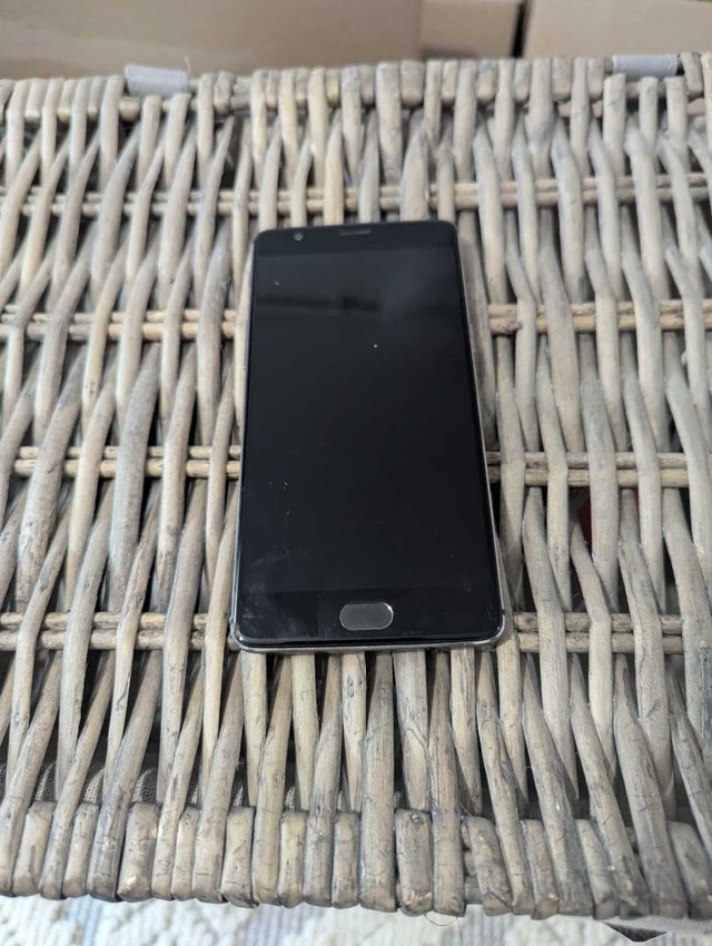 OnePlus 3 Smartphone
