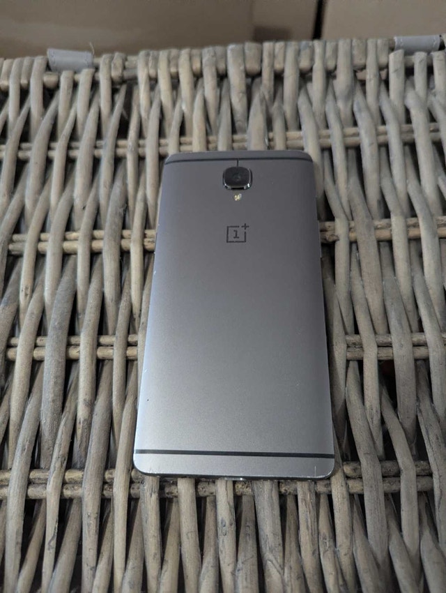 OnePlus 3 Smartphone - photo 2