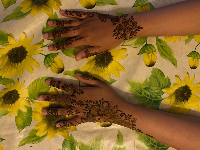 Henna artist - photo 2