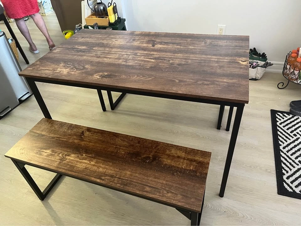 Apartment size kitchen table and 2 benches - photo 2