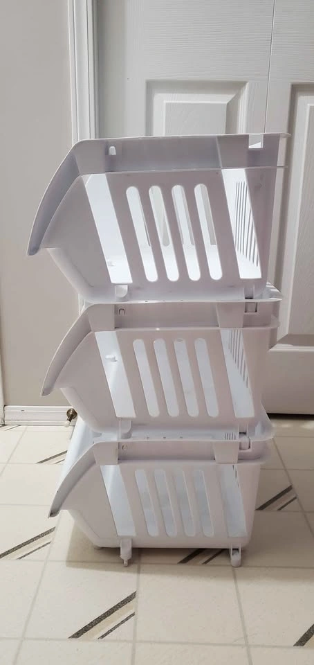 Set of 3 White Stackable Plastic Storage Bins - photo 2