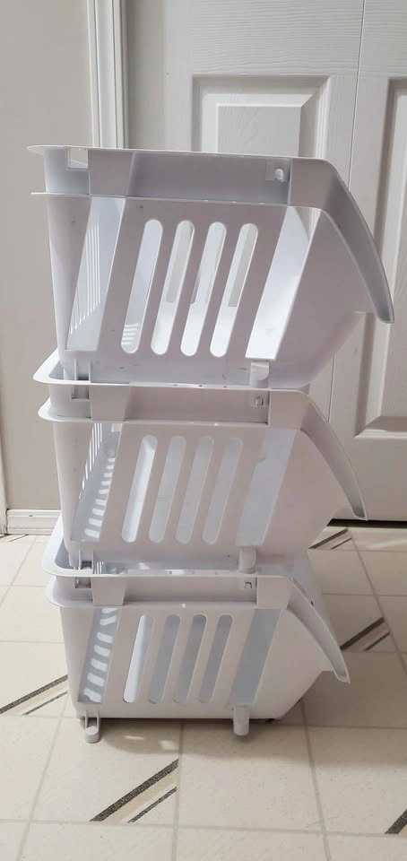 Set of 3 White Stackable Plastic Storage Bins - photo 4