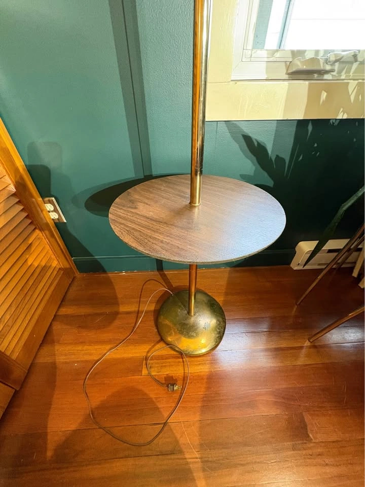 Mid-Century Modern Floor Lamp with Integrated Side Table - photo 3