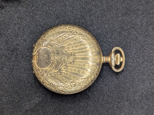 Vintage Chateau 17 Jewel Shockproof Hunter Case Pocket Watch - photo 2