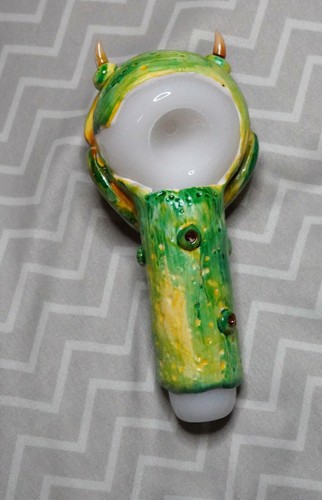 Green Monster smoking pipe - functional glass art smoking pipe - photo 2