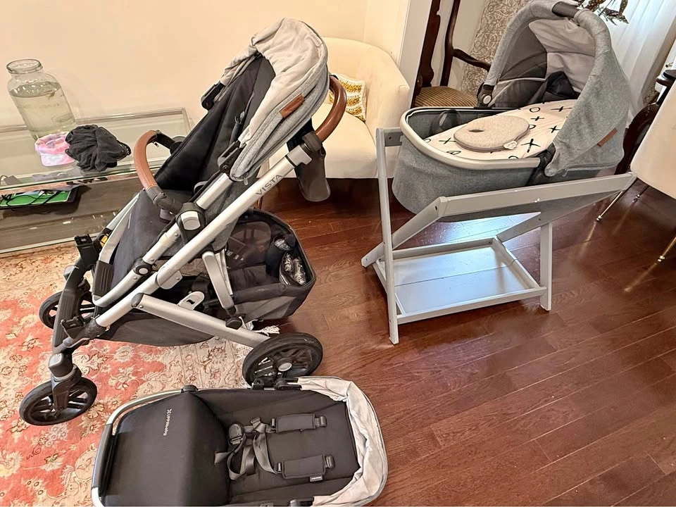 UPPAbaby Vista-2 Stroller with Bassinet, Stand, and Rumble Seat