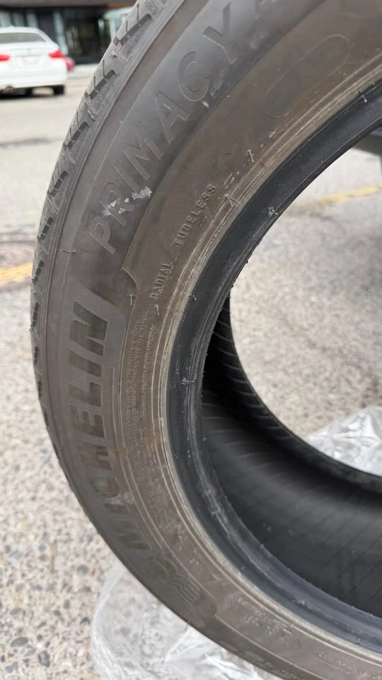 Michelin Primacy A/S 235/55R19 – Set of 4 – Almost New - photo 5