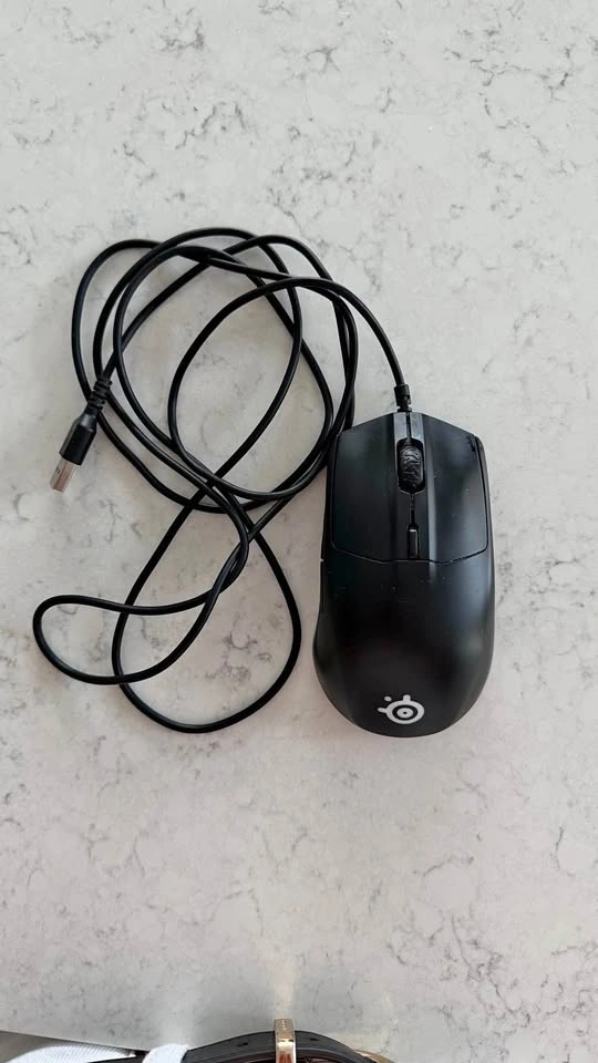 SteelSeries Rival 3 Wired Gaming Mouse