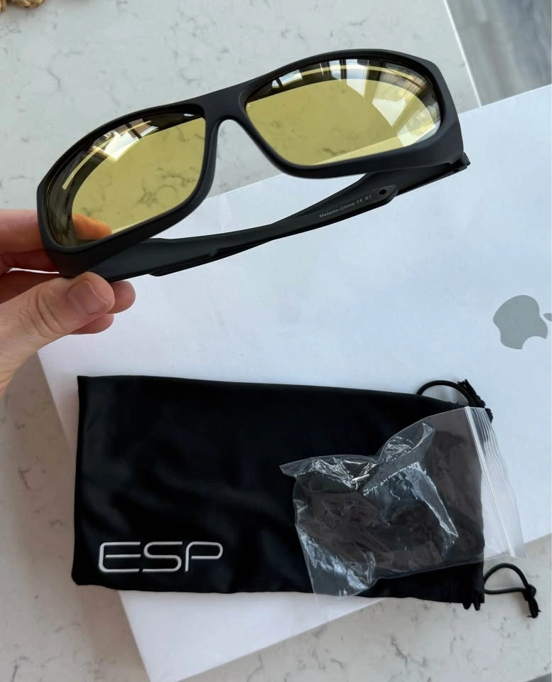 Blue Light Blocking Glasses – Excellent Condition - photo 3
