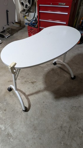 Used white manicure desk with white stool - photo 2