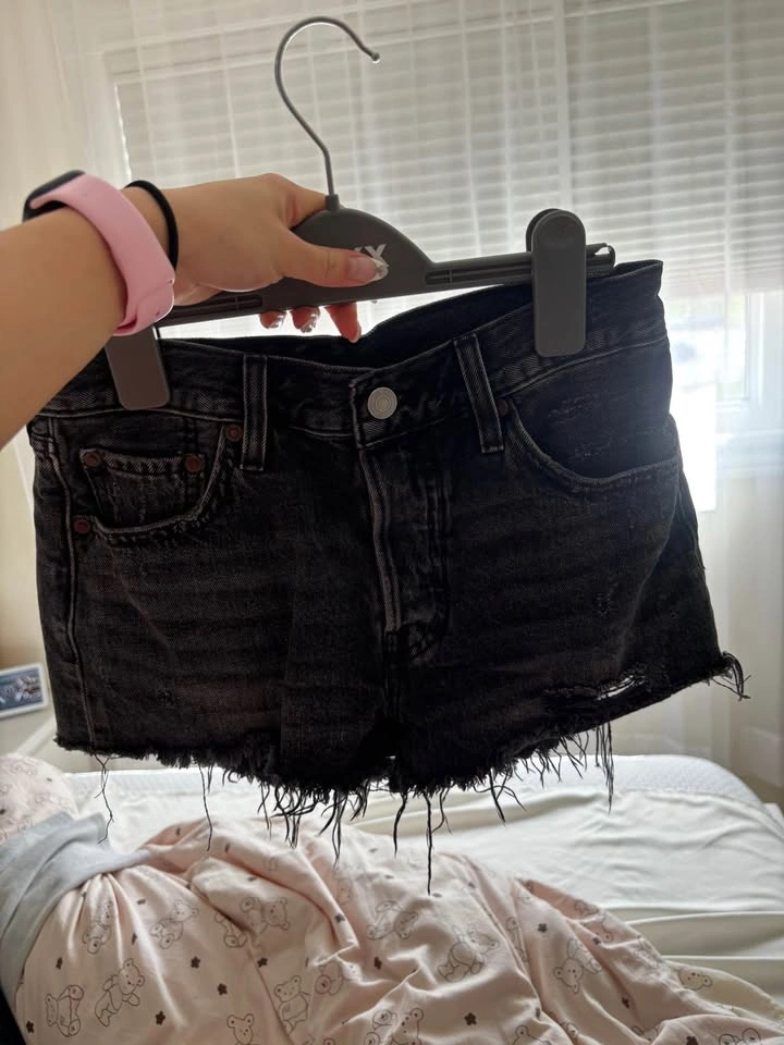 levi’s 501 shorts - photo 2