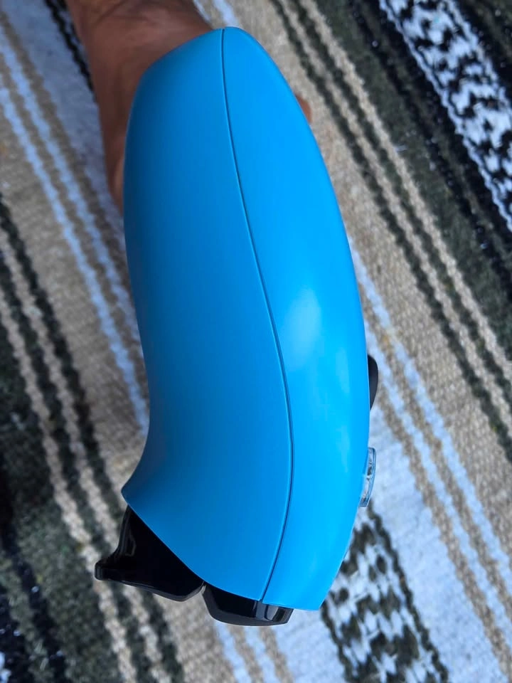 Official Blue PS5 DualSense controller - photo 2