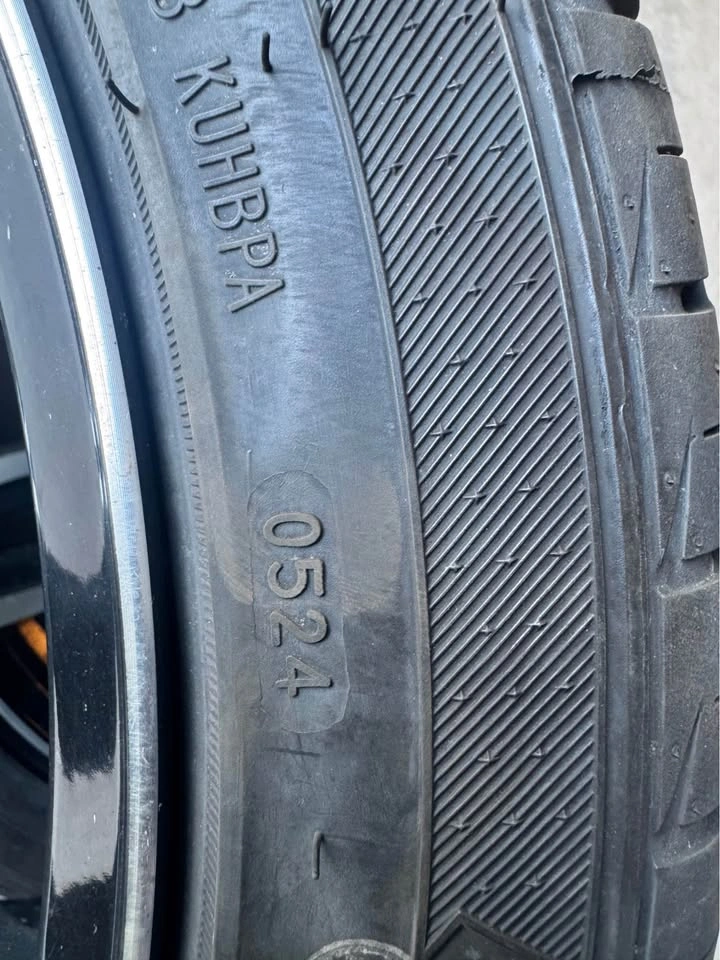 OEM BMW F30 18" M Sport Wheels & 225/45R18 Tires Set - photo 4
