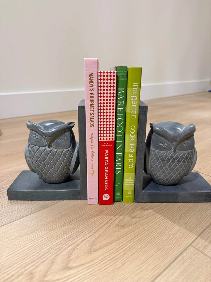 MUST GO - Owl Bookends – Heavy Decorative Stone (Pair)