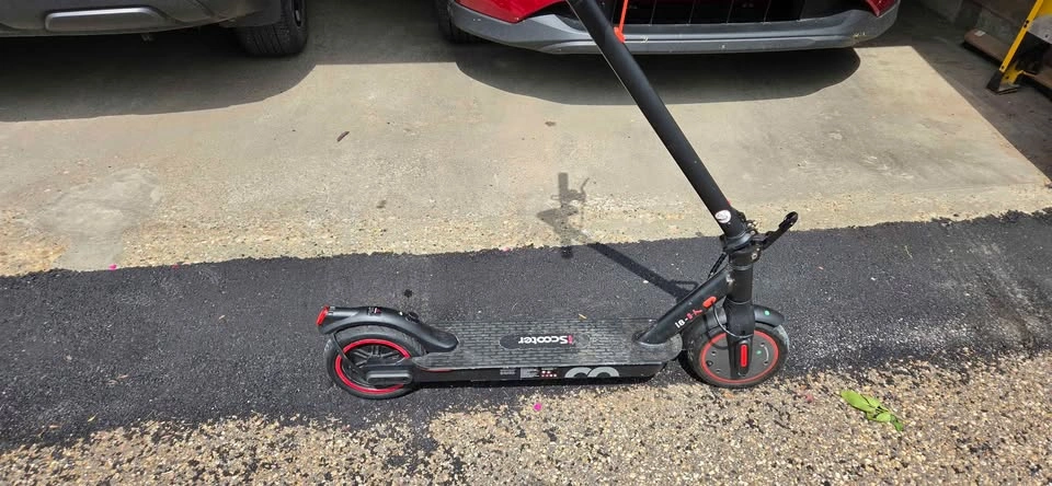 iScooter Electric Scooter – AS IS / FOR PARTS - photo 3