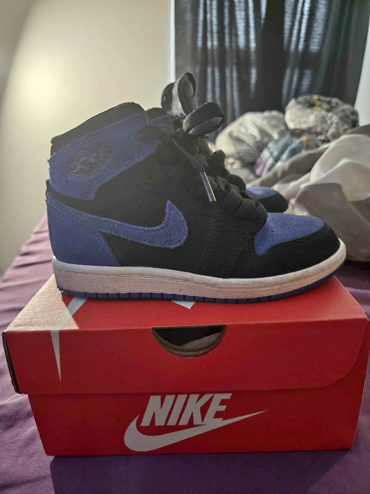 Jordan 1 Royals (Size 11C)