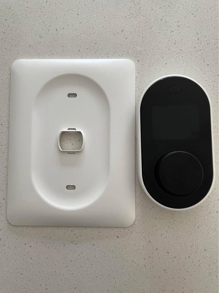 Wyze smart thermostat