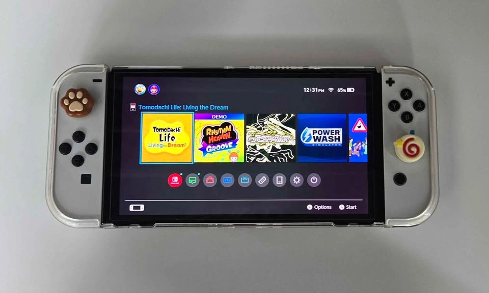 Nintendo Switch OLED Mint Condition plus Accessories