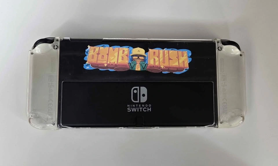 Nintendo Switch OLED Mint Condition plus Accessories - photo 2