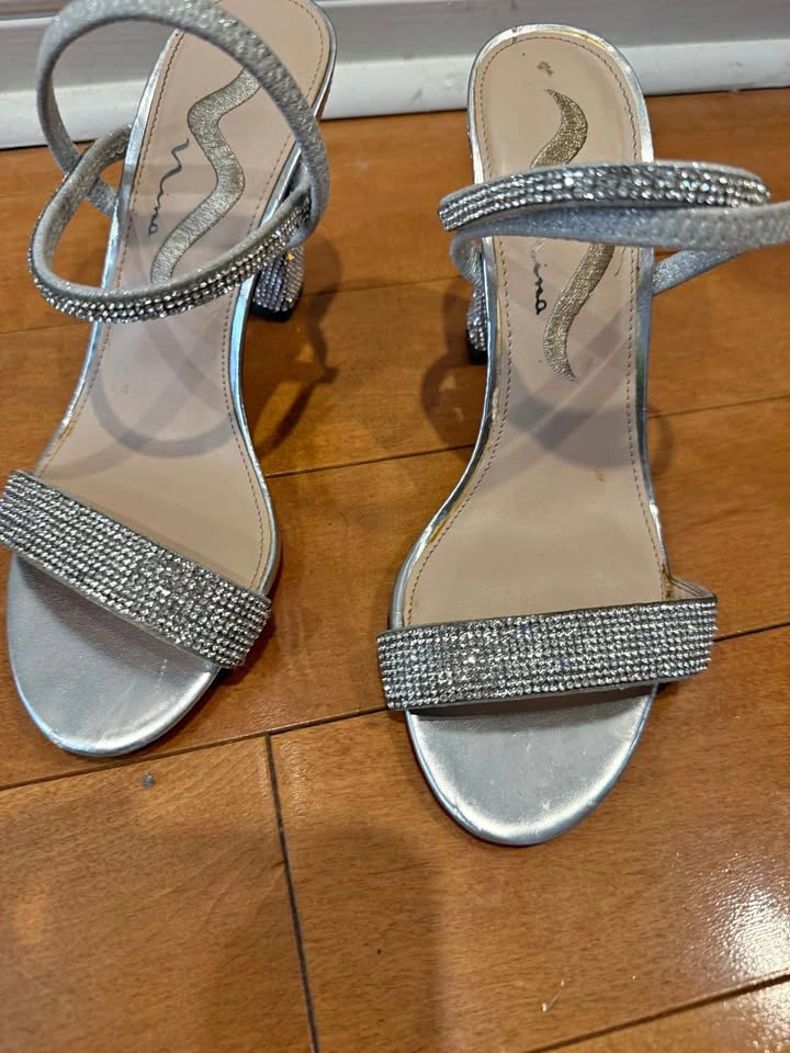 Nina Silver Rhinestone Block Heel Sandals Size 6M
