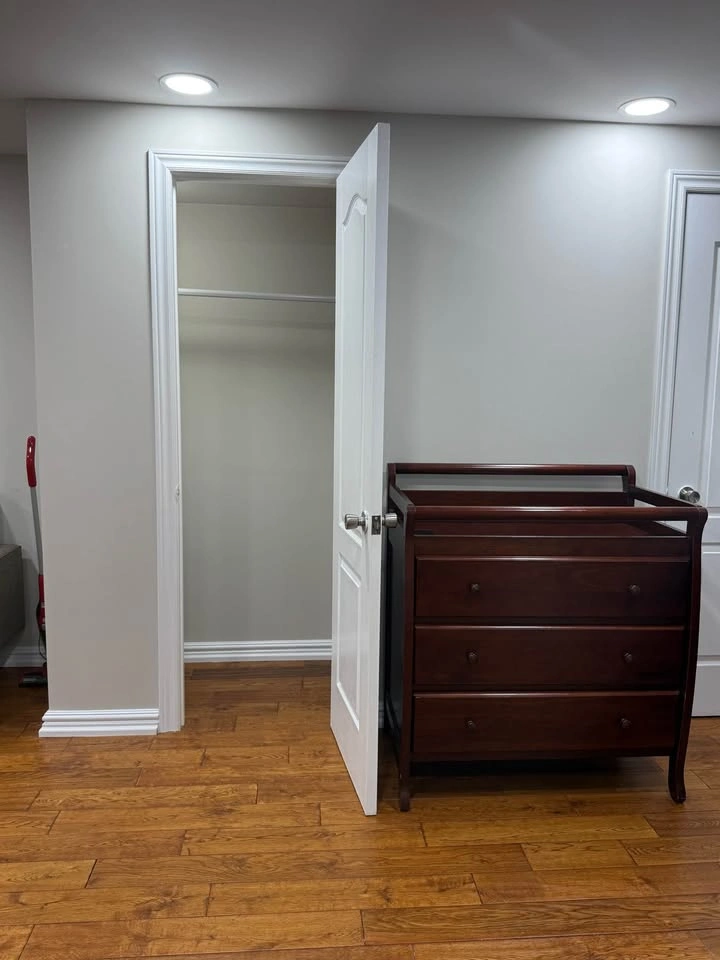 Private room for rent - photo 3
