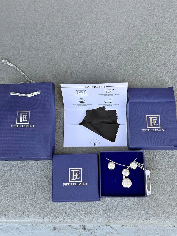 Swarovski necklace with earrings