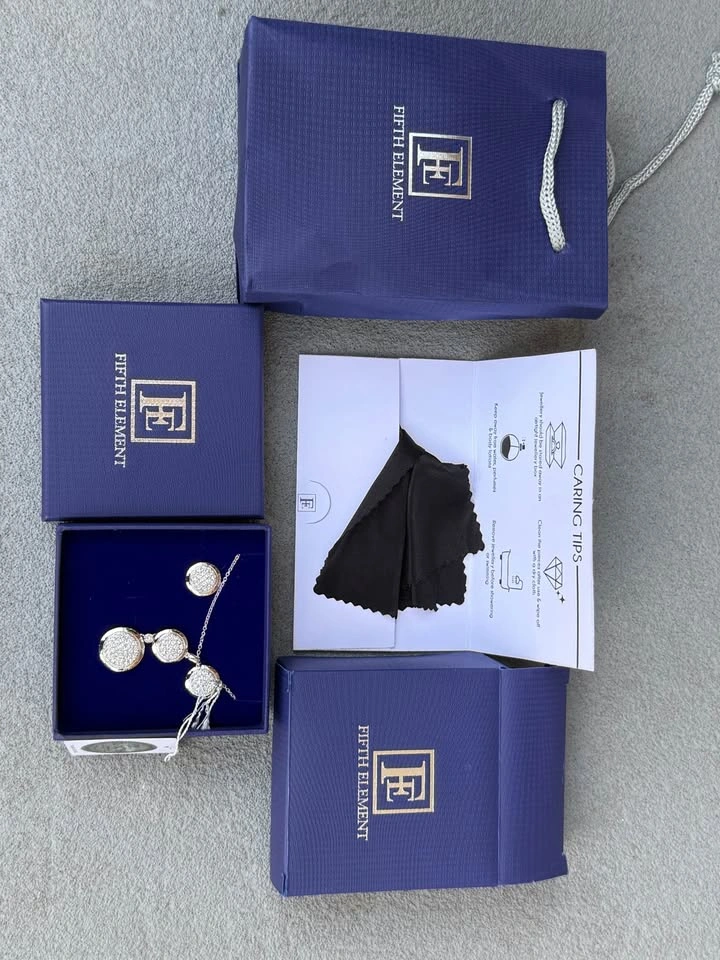 Swarovski necklace with earrings - photo 2