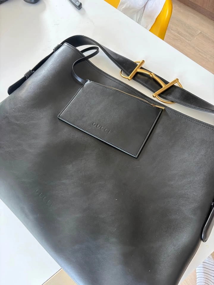 Horsebit Chain Large Shoulder Bag - photo 5
