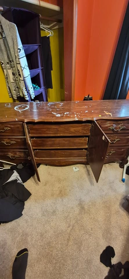 6' Hardwood Dresser - photo 4