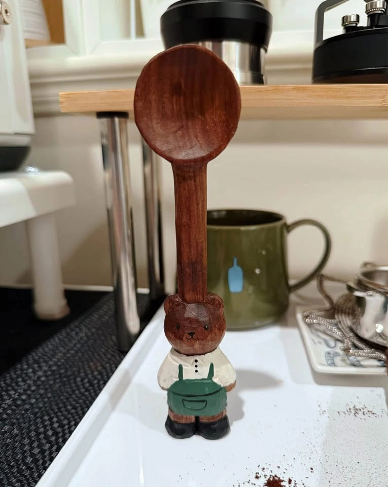 Black Walnut bear Coffee scoop - photo 2