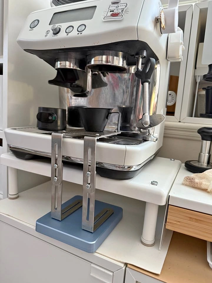 Coffee scale stand - height adjustable