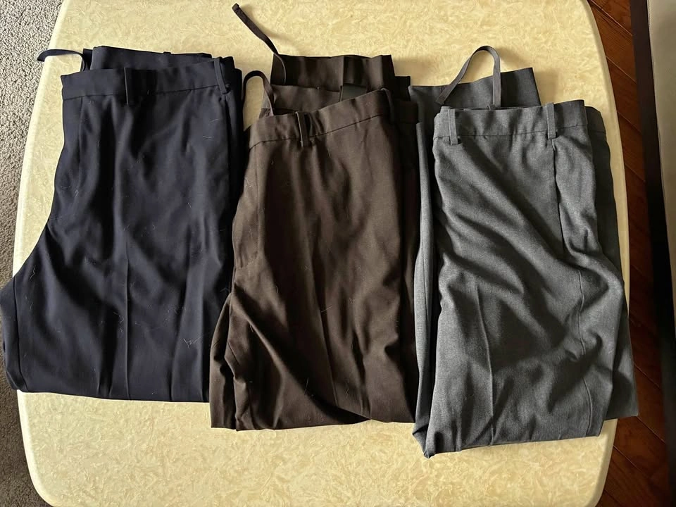 UNIQLO Smart Ankle Pants - XL