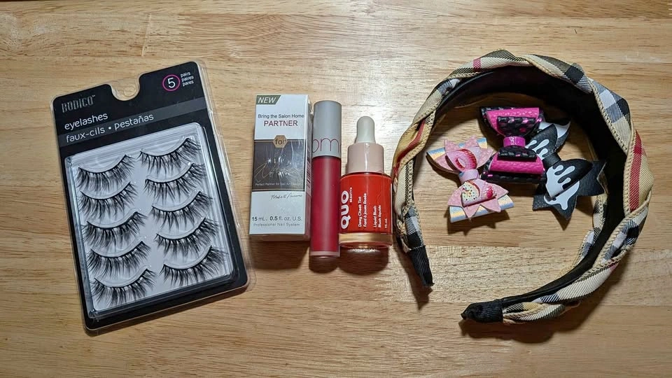Beauty & Hair Accessory Bundle - Brand New & Gently Used