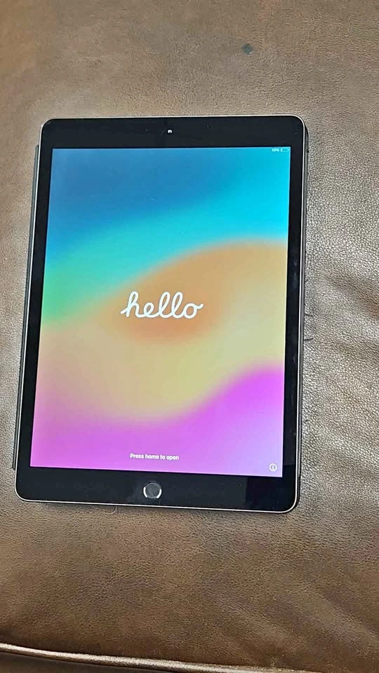 iPad 8th gen with keyboard case
