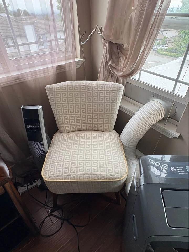 Greek Key Pattern Slipper Chair - photo 2