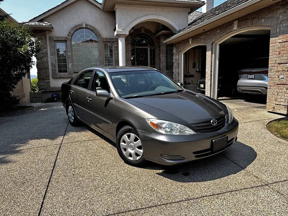 2004 Toyota Camry