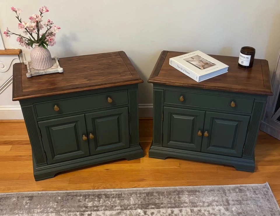 Refinished Bernhardt Solid Wood End Tables / Nightstands - photo 2